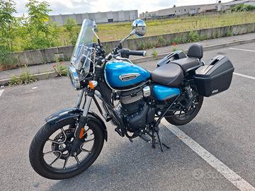 Royal Enfield Meteor 350 supernova