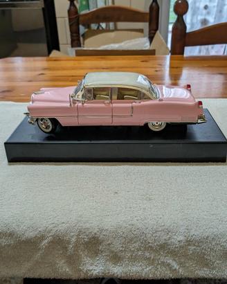 Modello Auto MRC Elvis' 1955 Pink Cadillac su base