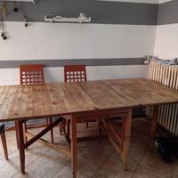 Tavolo in legno allungabile
