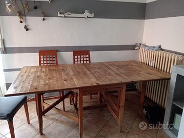 Tavolo in legno allungabile