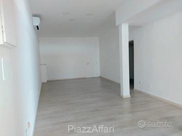 NEGOZIO CENTRO STORICO - PIOVE DI SACCO