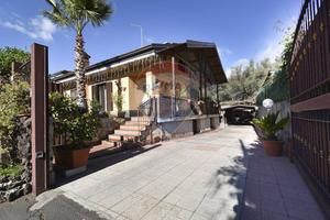 Villa o villino - Pedara