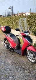 Scooter HONDA SH 150