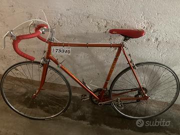 Bici da corsa vecchia