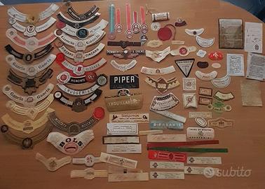 Etichette e collarini d'epoca da collezione