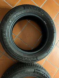 2 Gomme Aplus AS909 195/60 R15 88H