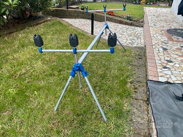 canne da pesca con porta canne da carpe