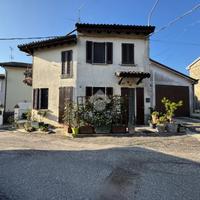 CASA SEMINDIPENDENTE A BOSNASCO