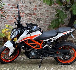 KTM DUKE 390