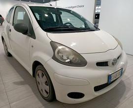 Toyota Aygo 1.0 12V VVT-i 3 porte Now Connect