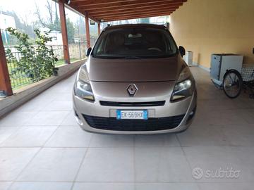 Renault gran scenic