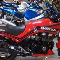 HONDA CBX 750 ricambi vari