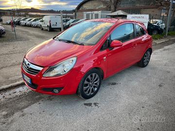 Opel Corsa 1.2 3 porte Sport