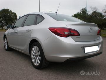 Opel Astra 1.6 td 135 cv, pochissimi km, superfull