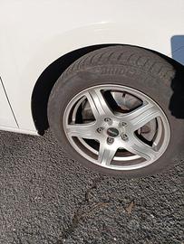 Cerchi in lega e pneumatici 205-55 R16