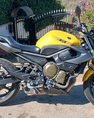 Yamaha Xj6