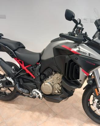 Ducati Multistrada V4S GRAND TOUR