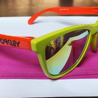 Occhiali da sole Oakley Frogskins 24-361 Polarizza