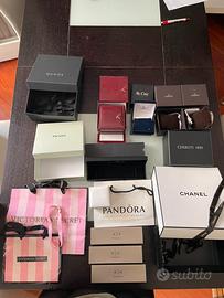 Lotto  chanel - gucci  - pandora - prada - ecc. .