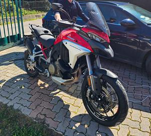 Ducati Multistrada V4s full 