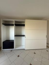 PRIVATO:- Vende Armadio Camera Letto.