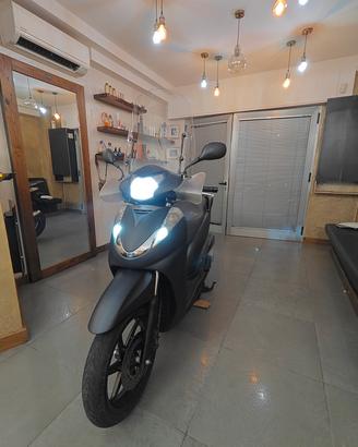 Honda  sh300