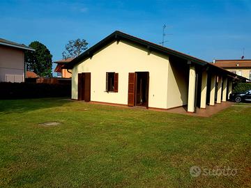 Villa indipendente zona Vergiate