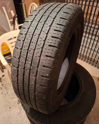Pneumatici 215 65 r16