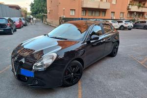 ALFA ROMEO GIULIETTA - 2011