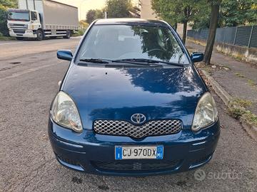 Toyota Yaris 1.0 benzina