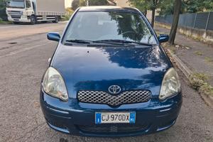 Toyota Yaris 1.0 benzina
