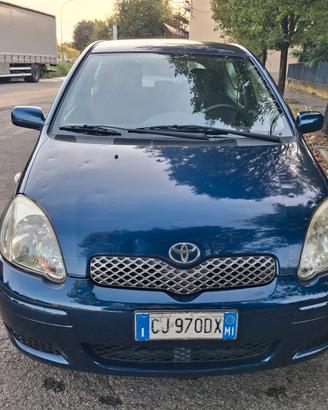 Toyota Yaris 1.0 benzina