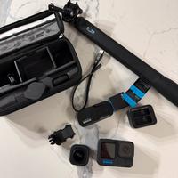 Go Pro 10 Black con vari accessori