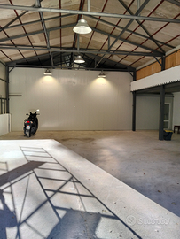 Magazzino ( trattativa riservata)