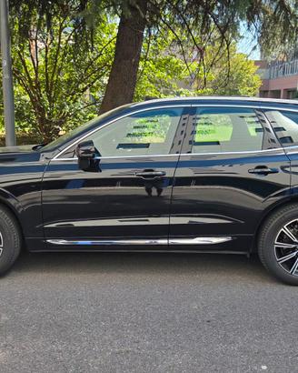 Volvo XC60 B4 AWD Inscription 