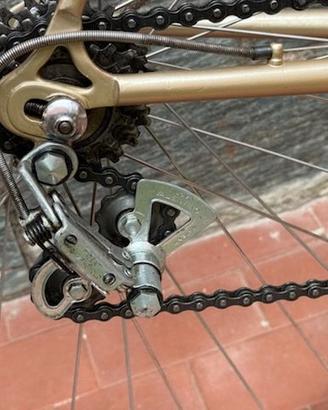 Coner bici al epoca
