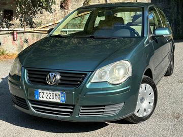 Volkswagen Polo 1.4/75CV 16V 3p. Sportline