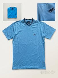 Umbro T-shirt V-neck azzurra vintage – taglia M