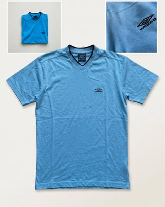 Umbro T-shirt V-neck azzurra vintage – taglia M