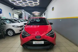Toyota Aygo Connect 1.0 VVT-i 72 CV 5 porte x-fun 