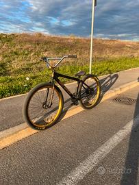 Accetto scambi con (lp=laplaga bike-c100 cruiser