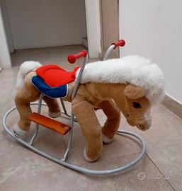 Cavallo a dondolo