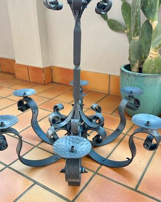 Lampadario in ferro