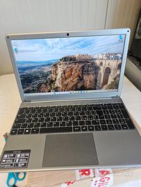 Notebook PEAQ | i3-5005U / 8gb ram / 256gb ssd m2