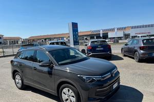 Volkswagen Tiguan 1.5 eTSI DSG Life / Tetto apribi