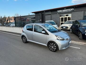 Toyota Aygo 1.0 12V VVT-i 5p - Tutto incluso - Sup