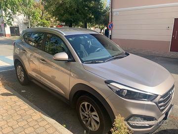 Auto Hyundai Tucson