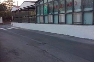 Ampio Locale commerciale