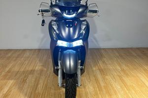 Honda sh 150 abs 2023 finanziamento permute