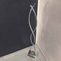 Lampada da Terra LED Moderna – Design Elegante e S